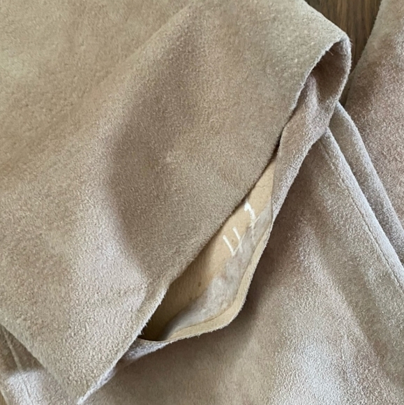 APOSTROPHE 100% Leather Lined   Pants size 6  Inseam 30' Tan Color - Picture 4 of 6